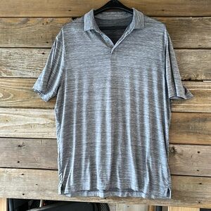 Men’s grey golf shirt